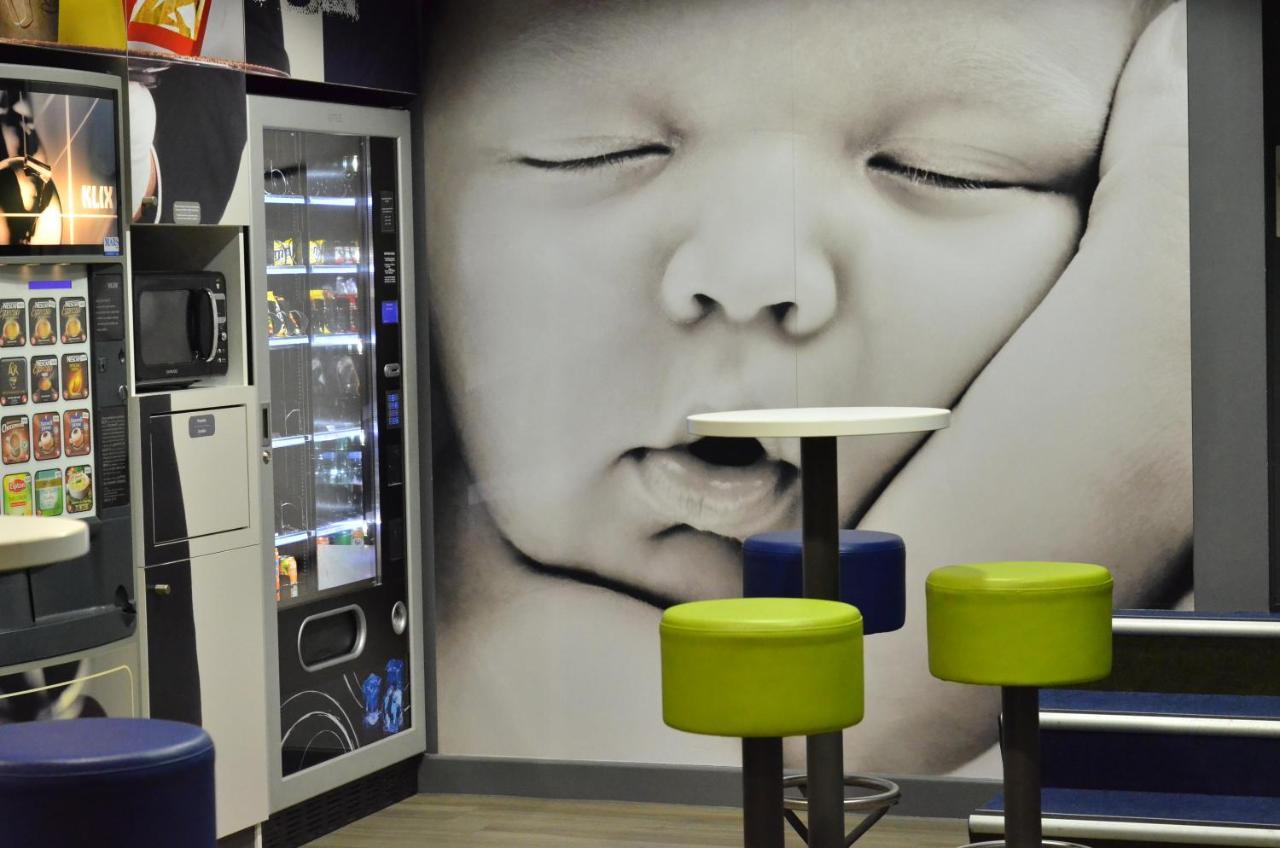 ibis budget Pau Lescar Exterior foto