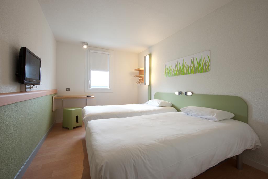 ibis budget Pau Lescar Exterior foto