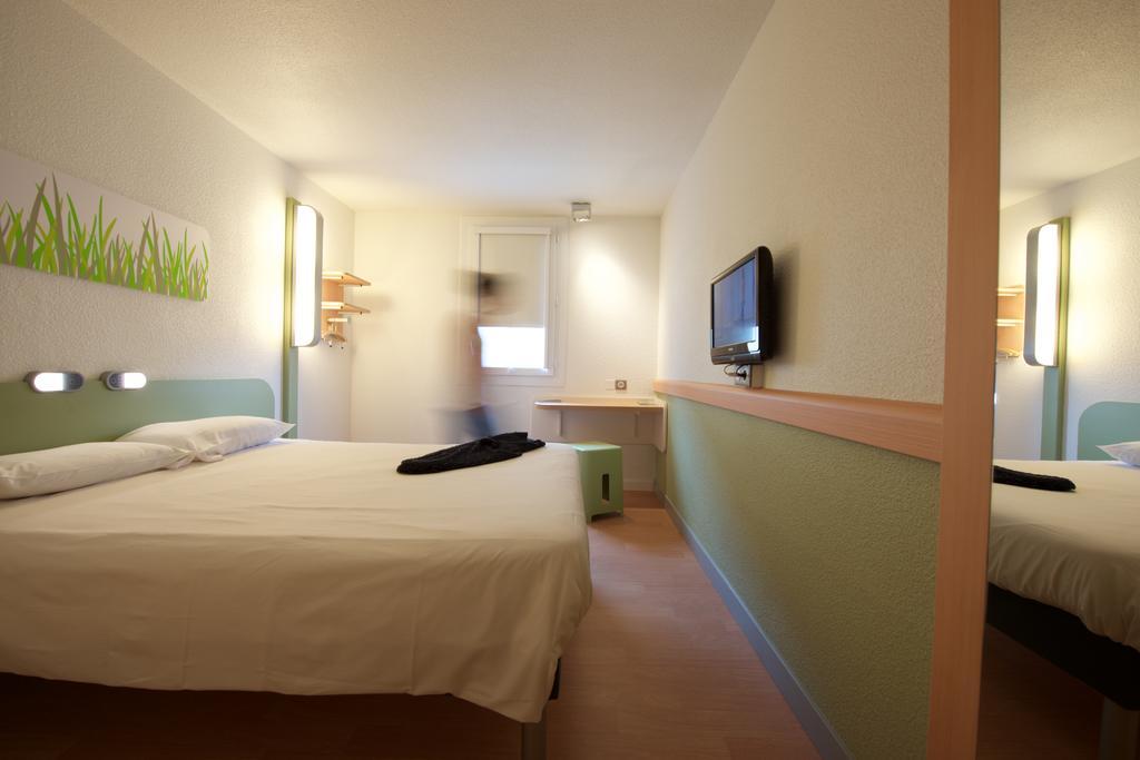 ibis budget Pau Lescar Exterior foto