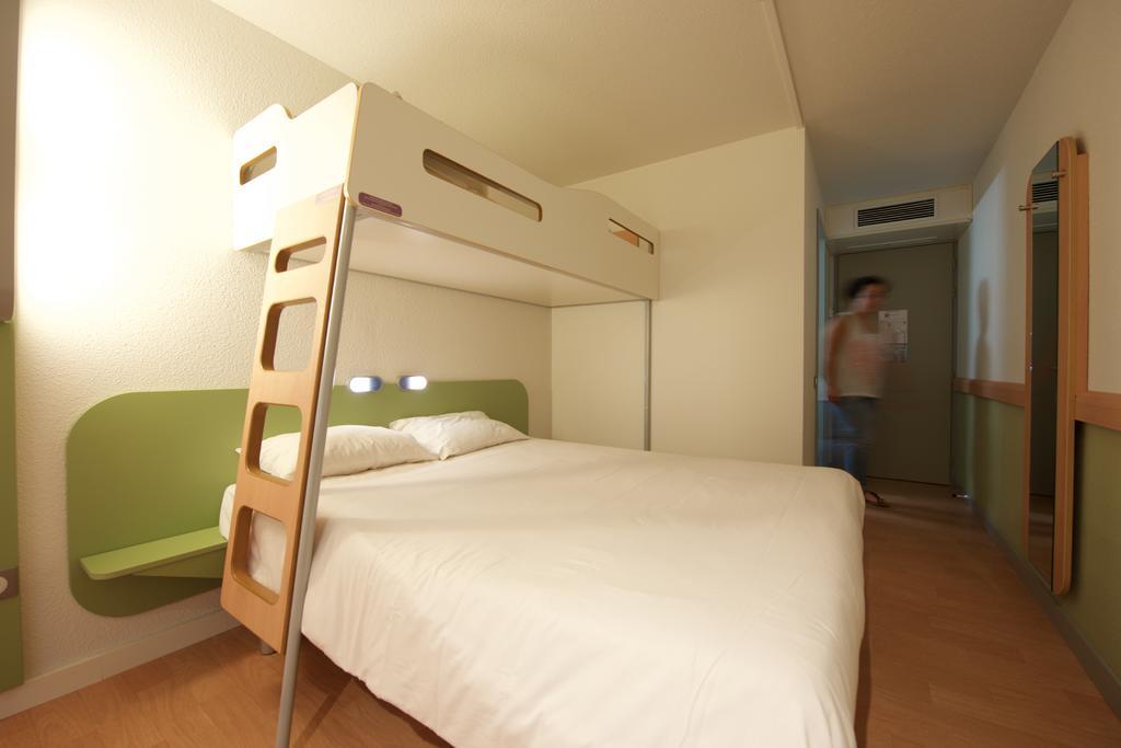ibis budget Pau Lescar Exterior foto