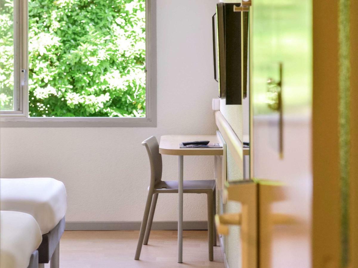ibis budget Pau Lescar Exterior foto
