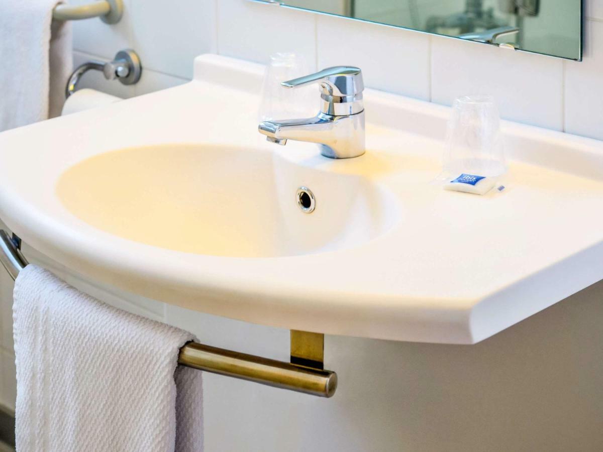 ibis budget Pau Lescar Exterior foto